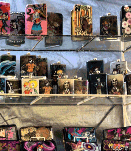 wallet flask display